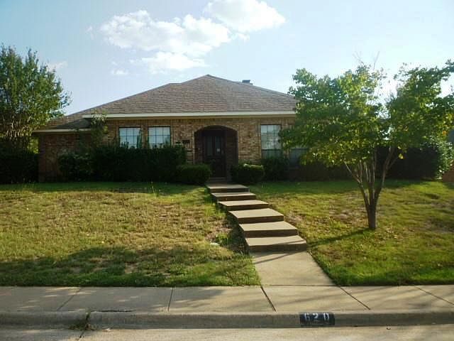 1st image of 620 Heather Knoll Dr