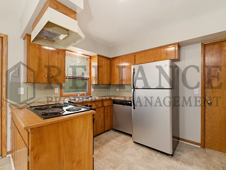 1415 N Prairie Ln — Photo 17