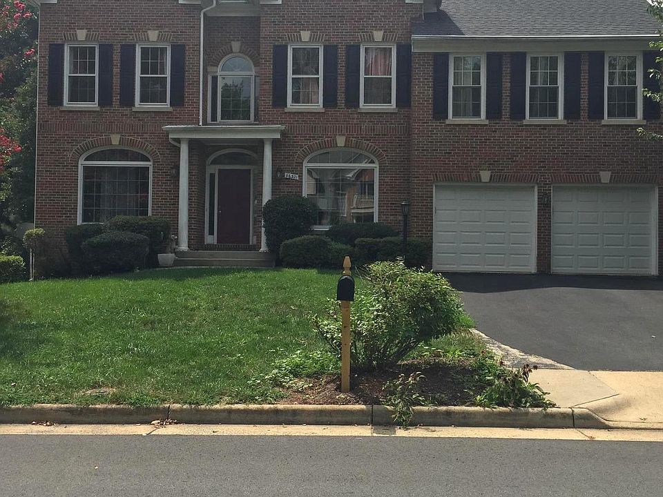 1st image of 46521 Hampshire Station Dr