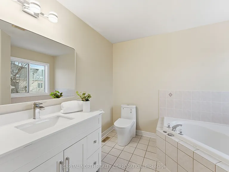 74 Bullrush Dr — Photo 24