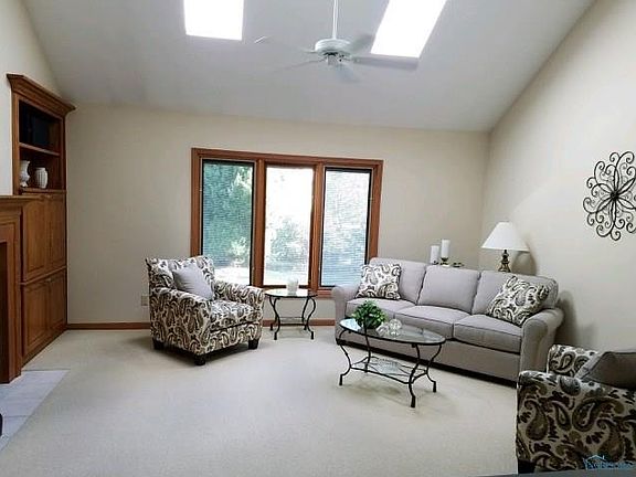 5th image of 1360 Kensington Blvd
