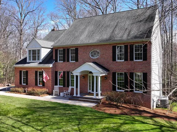 906 Elsie Barber Ct, Davidsonville, MD 21035