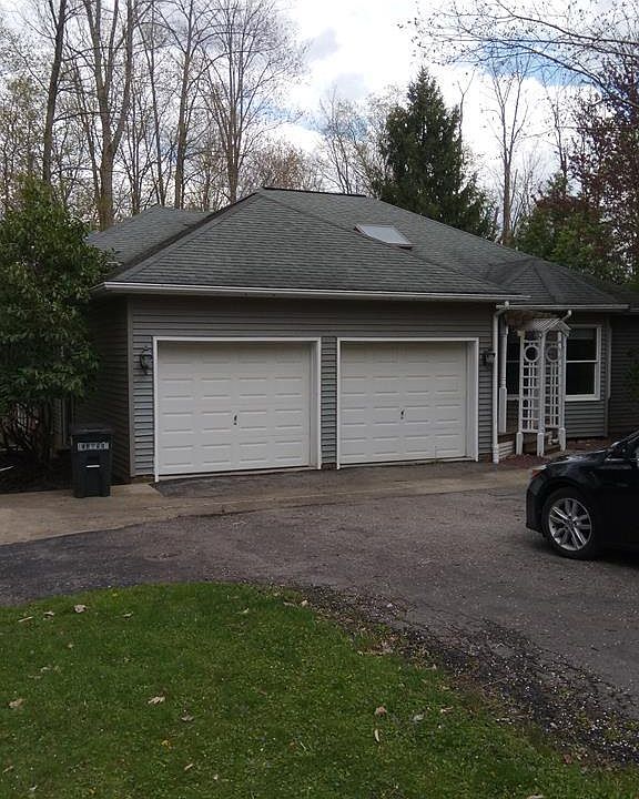 1st image of 111 Blue Spruce Cir