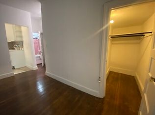 28 Grove St APT 2J, Boston, MA 02114