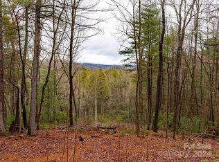 413 Never Blue Rd, Flat Rock, NC 28731