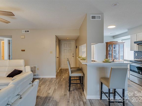 4th image of 7214 Winery Ln