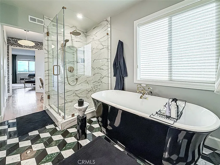 130 Dapplegray Rd — Photo 17
