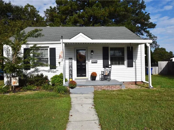 26 Colin Dr W, Portsmouth, VA 23701