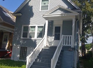 2356 S 19th St, Milwaukee, WI 53215
