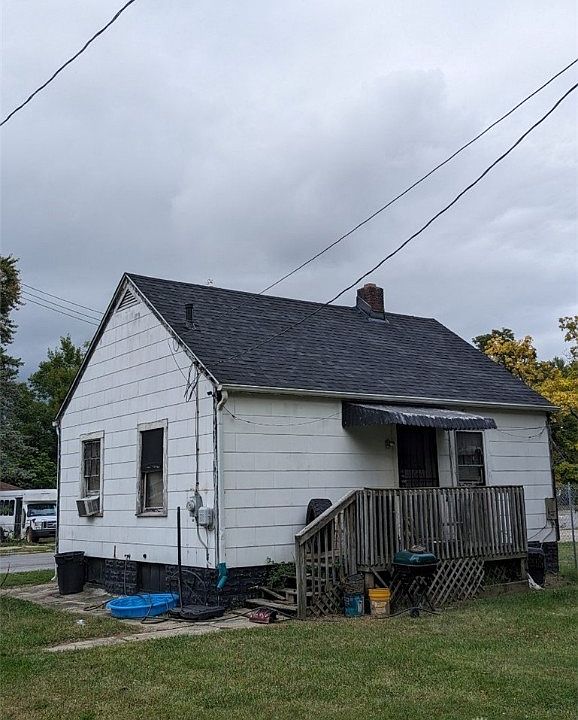 2nd image of 297 E Southern Ave