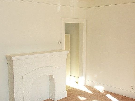 2nd image of 2203 3rd Ave N
