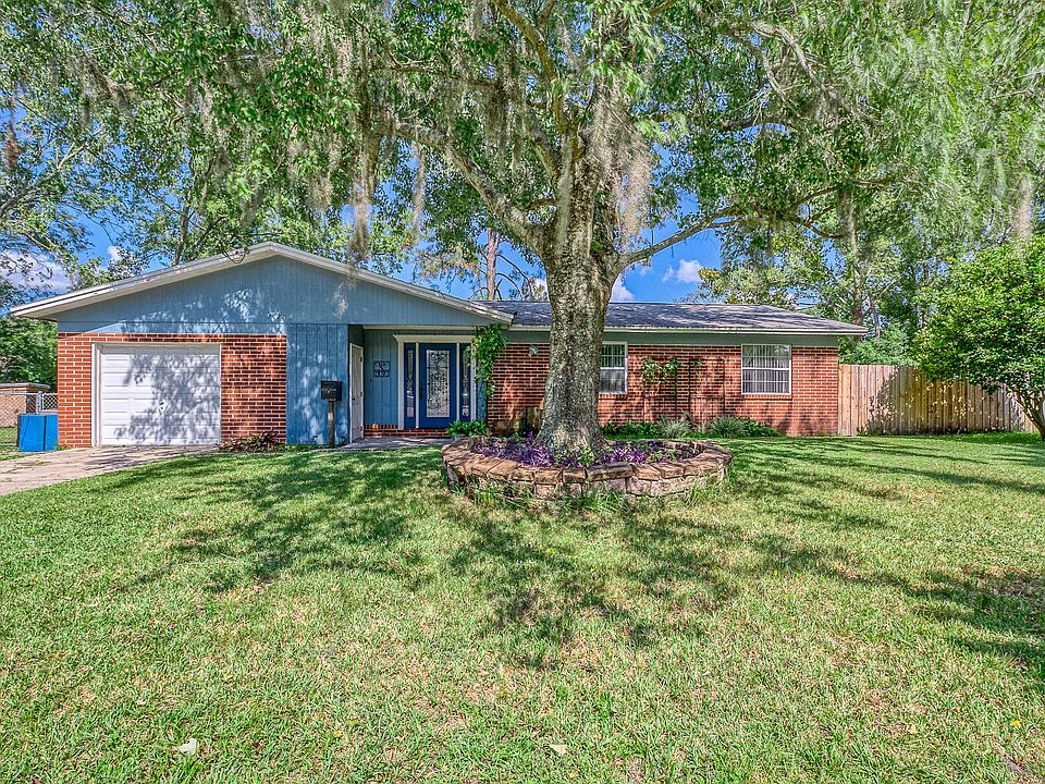 1st image of 7427 Jade Ct