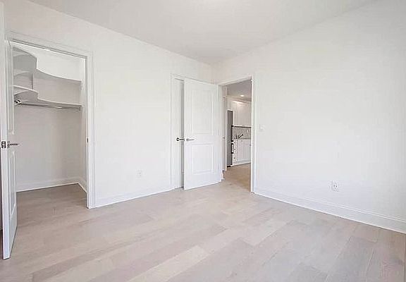 4th image of 364 Lincoln Pl #8