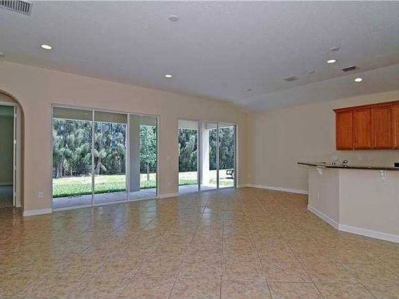 4th image of 2680 W Brookfield Way