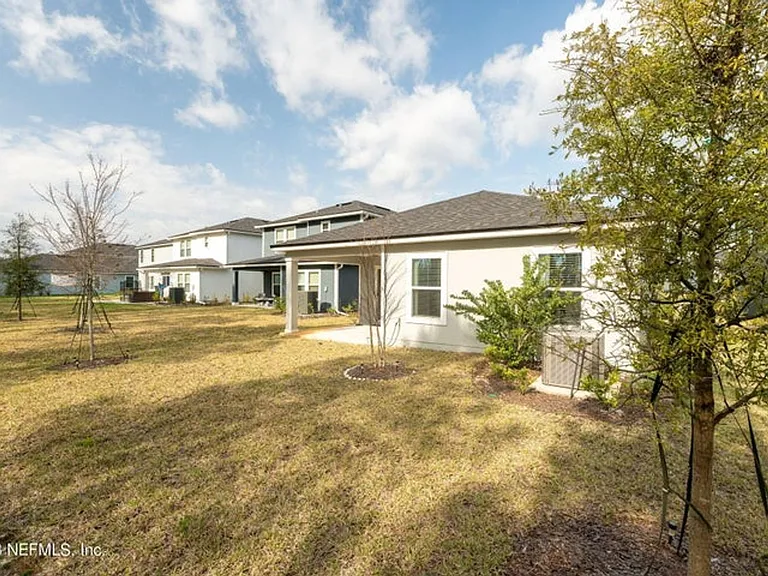 581 Meadow Ridge Dr — Photo 19
