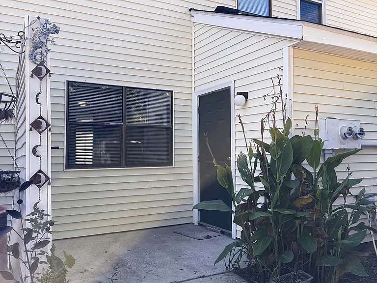1410 Dove Run Dr #B — Photo 2
