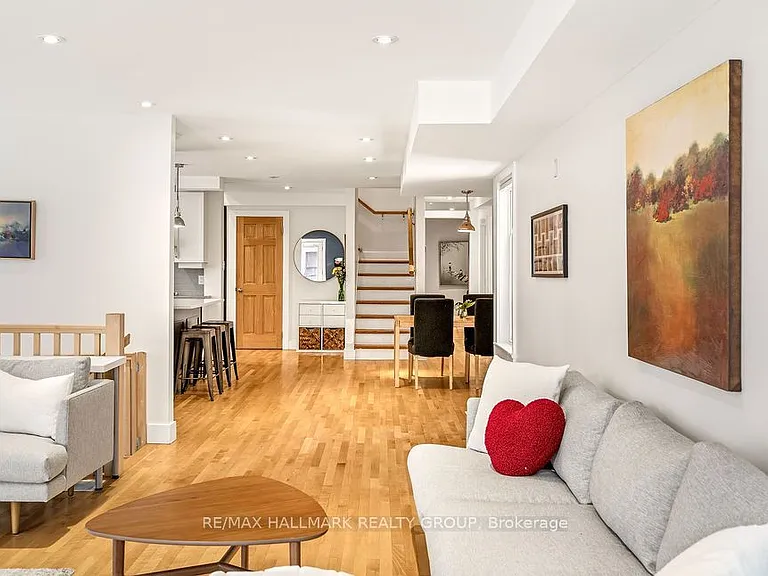 23 Newton St — Photo 17