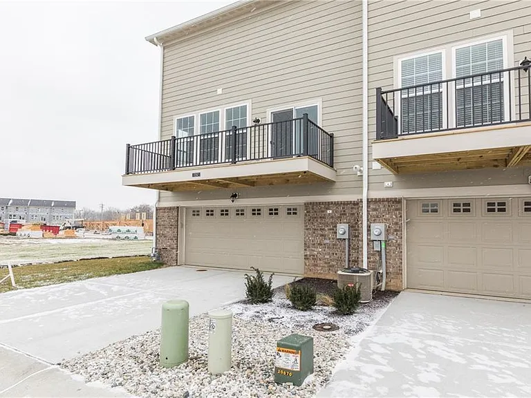 7257 Zanesville Rd — Photo 27