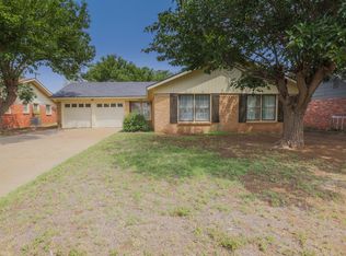 1936 70th St, Lubbock, TX 79412