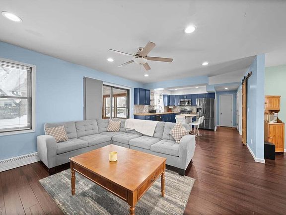 5th image of 4154 Sand Creek Dr NW