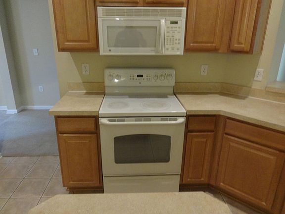 4th image of 7428 Cliff Cottage Dr