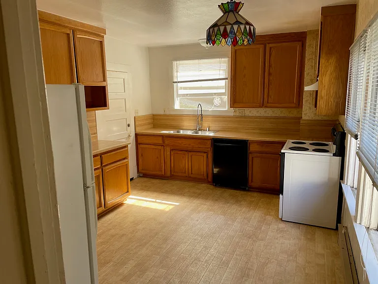 2971 Bedford Ave #4 — Photo 2