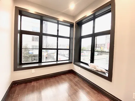 Rented by Mae Equities | media 6