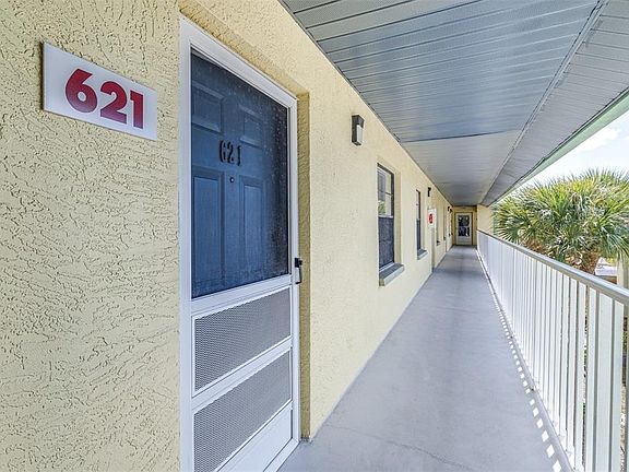 3rd image of 6077 113th St APT 621