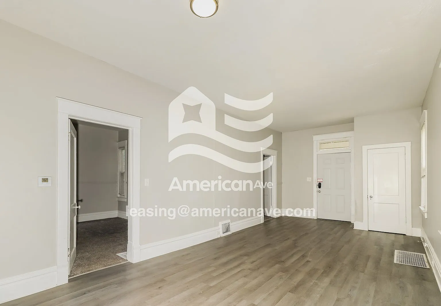 2 bed, 1.0 bath, 1082 sqft, $897 — Photo 3