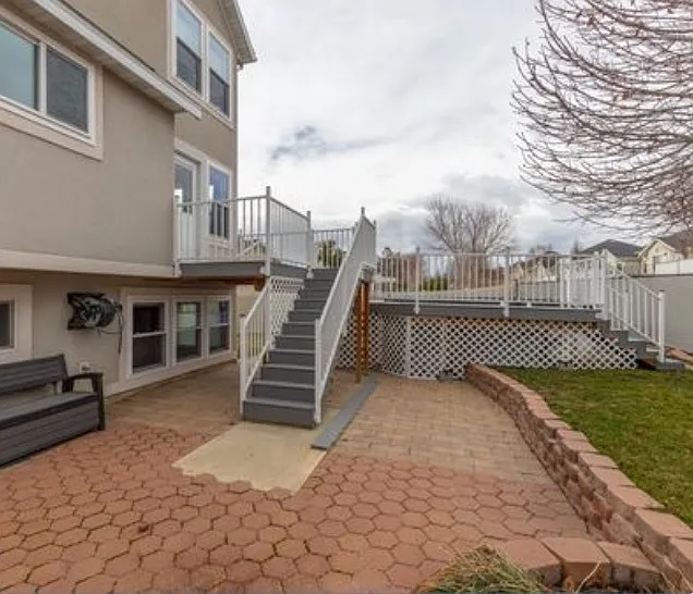 2212 N 700 W — Photo 23