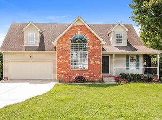 1518 Amberwood Cir, Murfreesboro, TN 37128