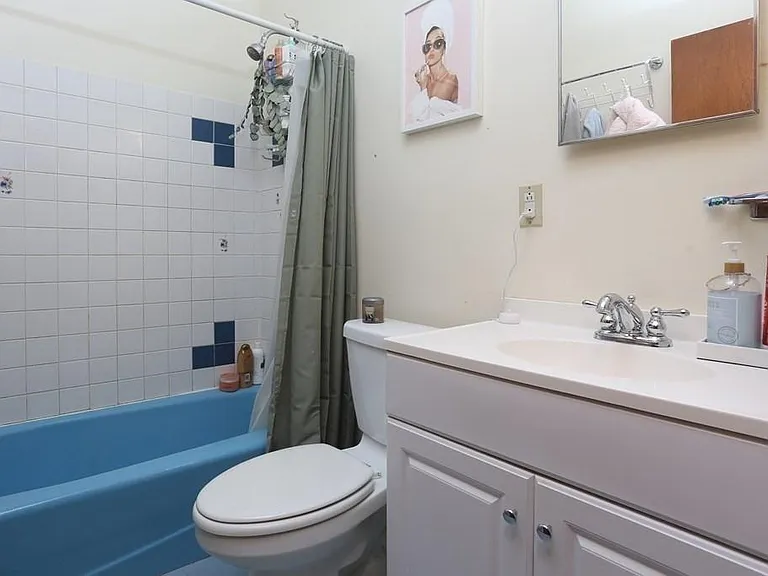 281 E St #1 — Photo 7