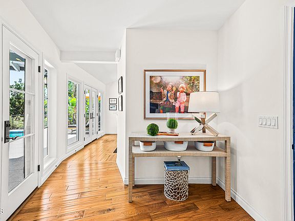 5th image of 5078 Commonwealth Ave