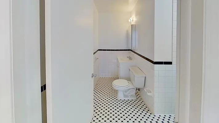 Rented by Compass | media 25