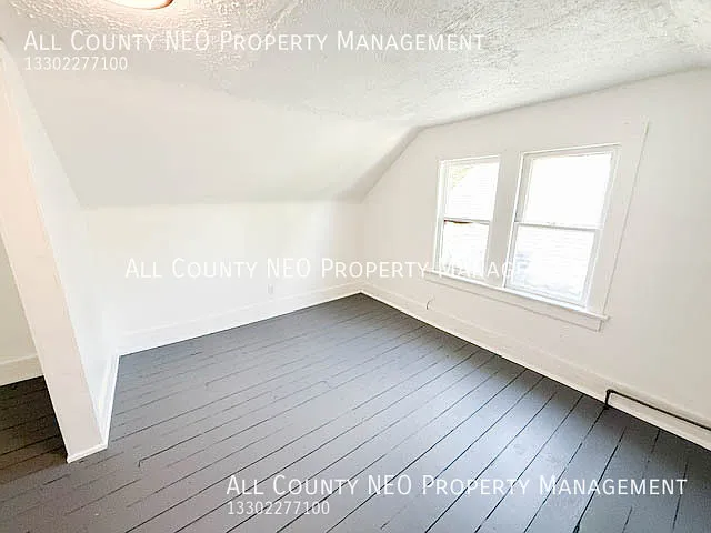 549 Wildwood Ave — Photo 10