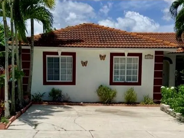 18300 SW 143rd Ct, Miami, FL 33177