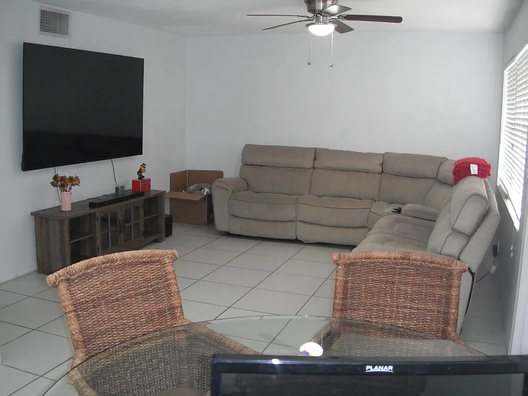 4169 SW 67th Ave #205A — Photo 1