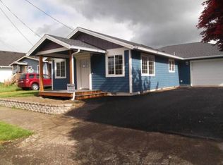 1810 9th St, Tillamook, OR 97141