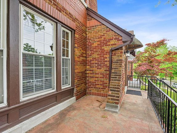 4th image of 7467 Cornell Ave