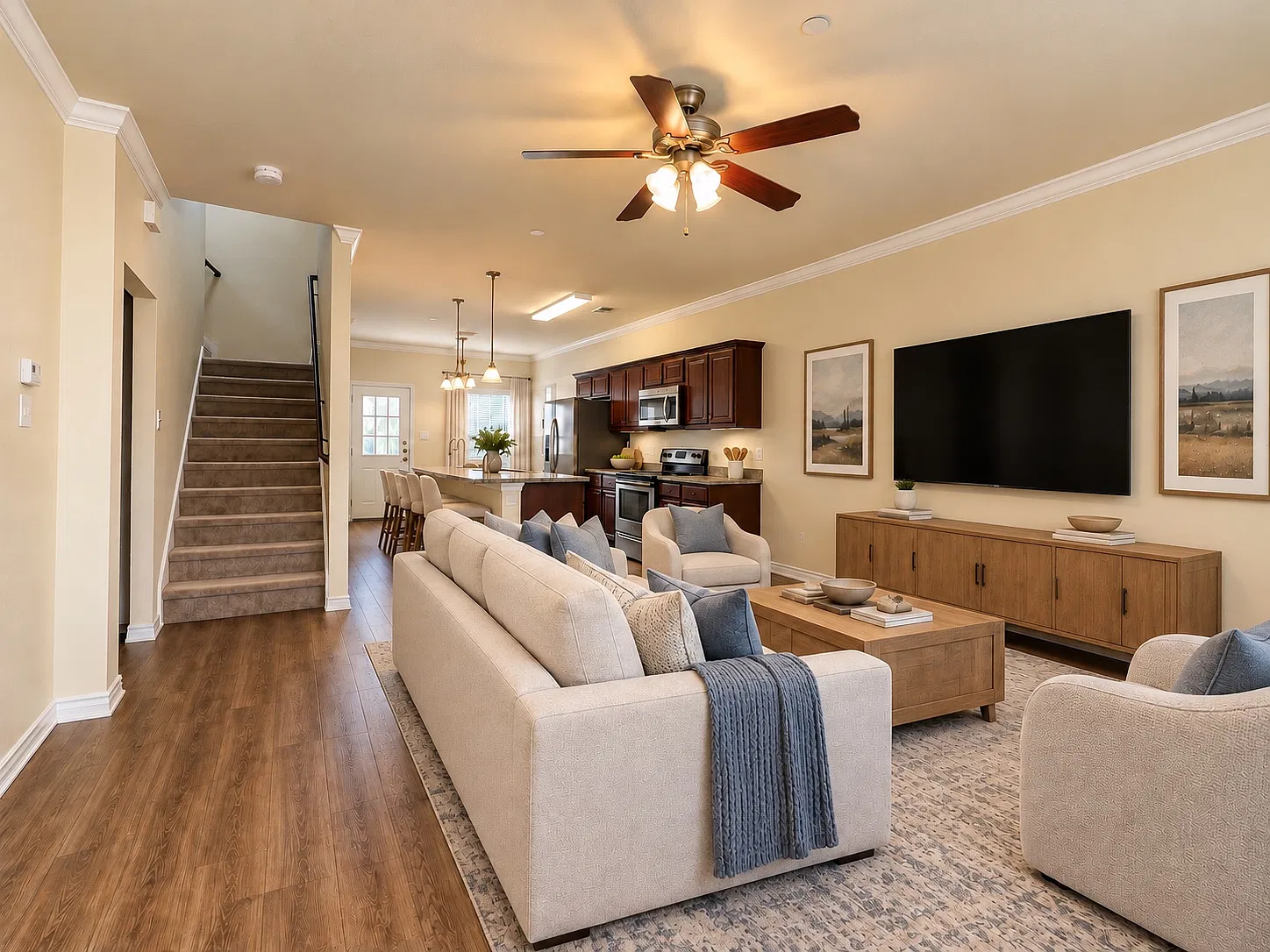 4 bed, 2.5 bath, 1800 sqft, $2,095 — Photo 2
