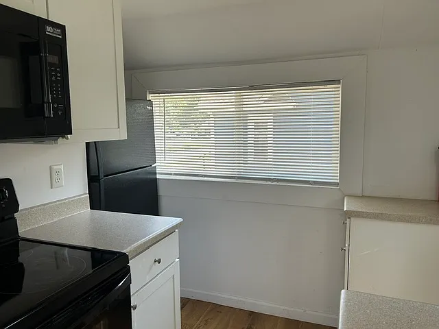 307 W Ells Ave — Photo 15