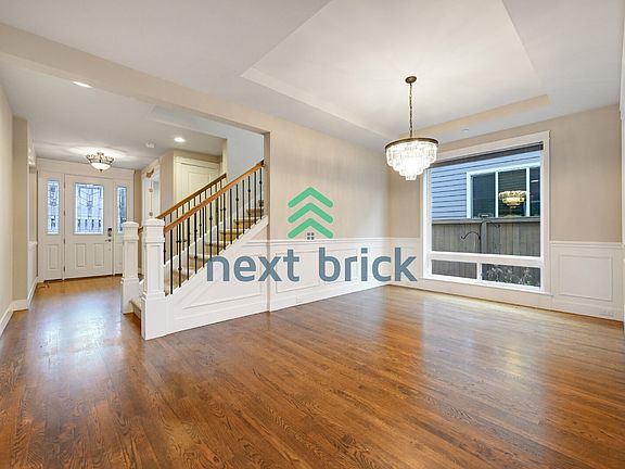 3rd image of 11915 162nd Ct NE