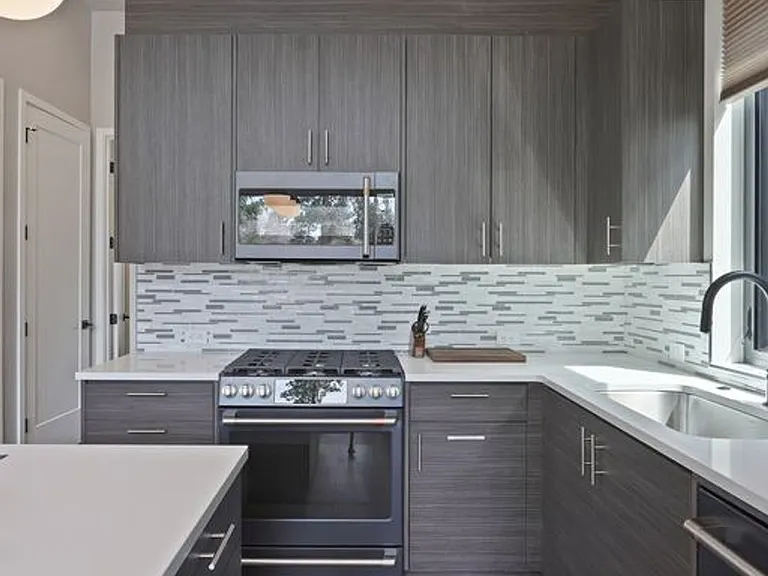 1438 NW Cumberland Ave — Photo 11