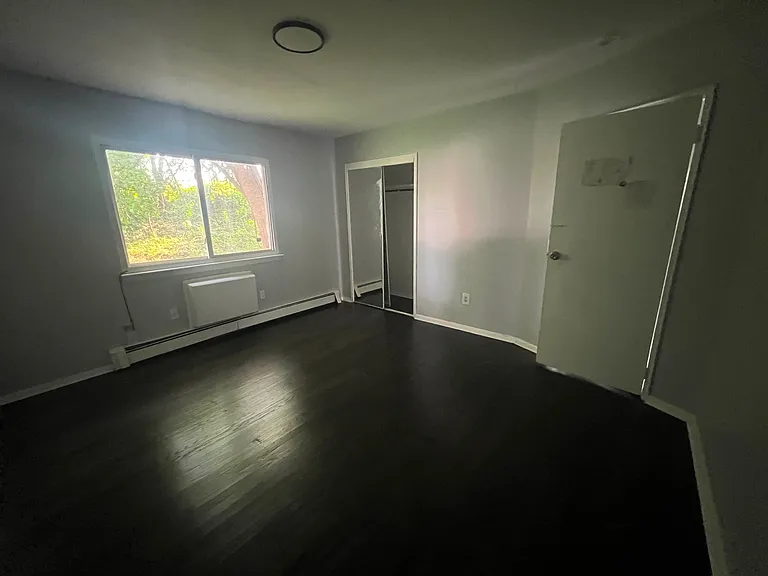 124 Oak St #3A — Photo 5