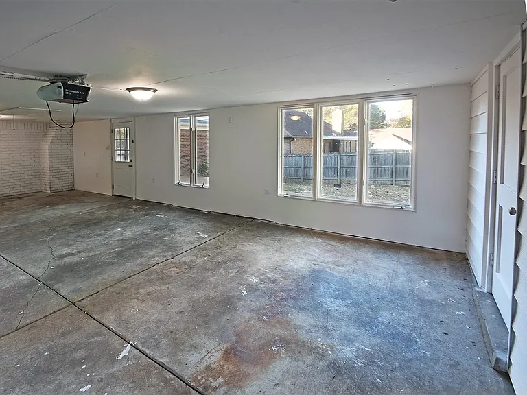 4972 Ridge Tree Dr — Photo 4