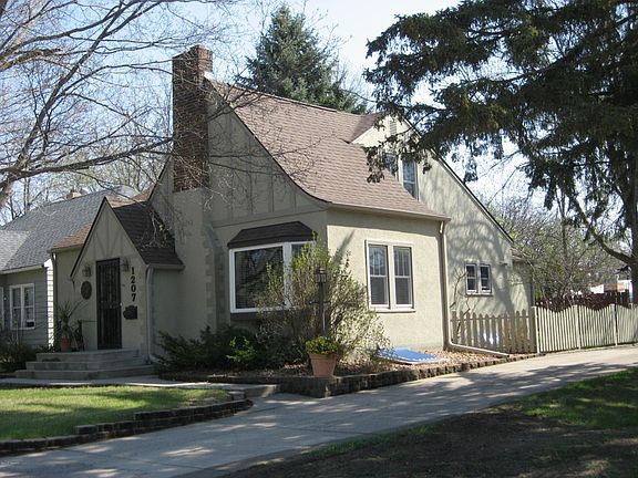 4th image of 1207 Jefferson St