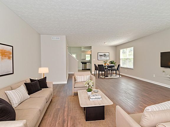 2nd image of 6715 Shanghai Cir