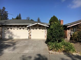 734 Muir Dr, Mountain View, CA 94041