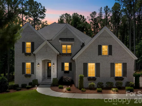 6039 Chimney Bluff Rd, Lancaster, SC 29720