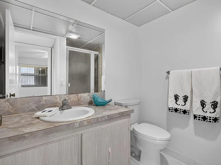 40 Burgundy Dr #A — Photo 19
